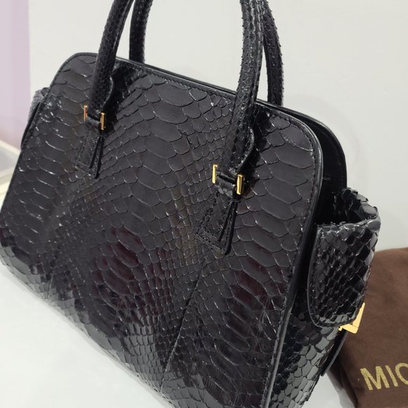 65% SALE ✅ Michael Kors GIA PYTHON LEATHER SATCHEL~ Runway Collection ✨ NWT's - Picture 8 of 17